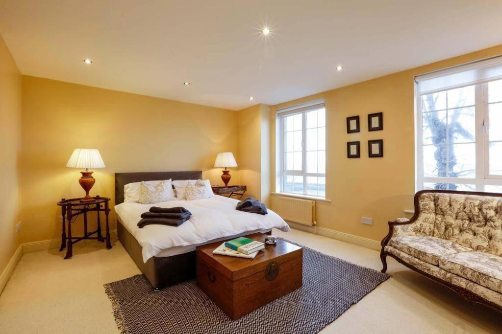 The Courtyard Queensborough Drogheda Exterior foto